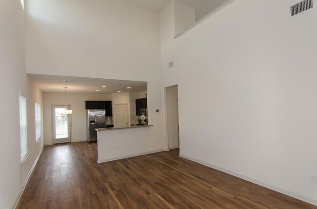 Building Photo - 409 Otto Ave