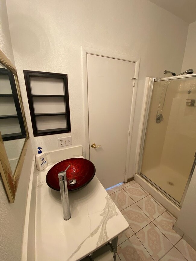 Building Photo - AMERICANA Property Mgmt - Freshly remodeled 4 beds-2 story house in the East