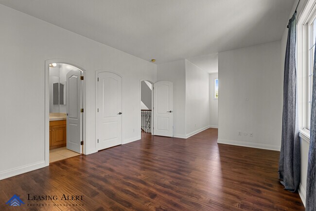 Building Photo - 26802 Pine Cliff Pl