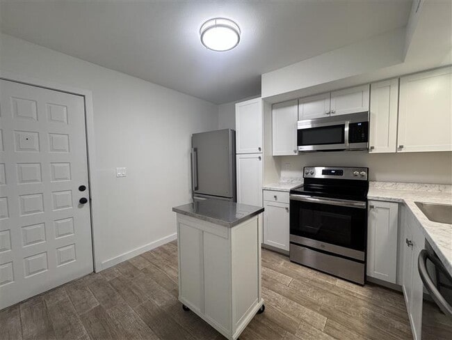 Building Photo - 1258 Barbara Dr