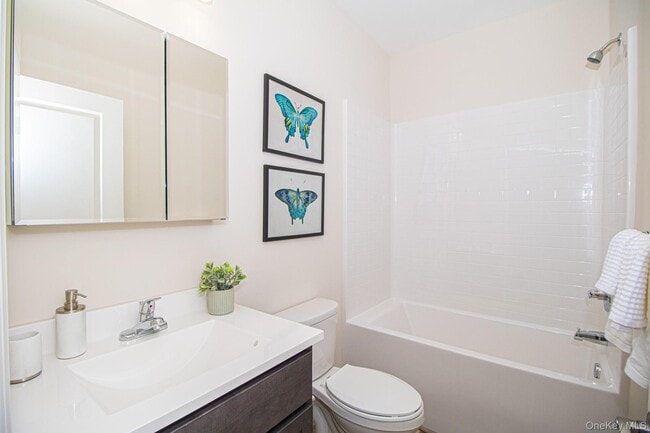 Building Photo - 201 Ashley Ct