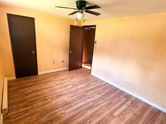 Building Photo - 7 Maria Manor