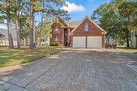 Building Photo - 8518 Malardcrest Dr