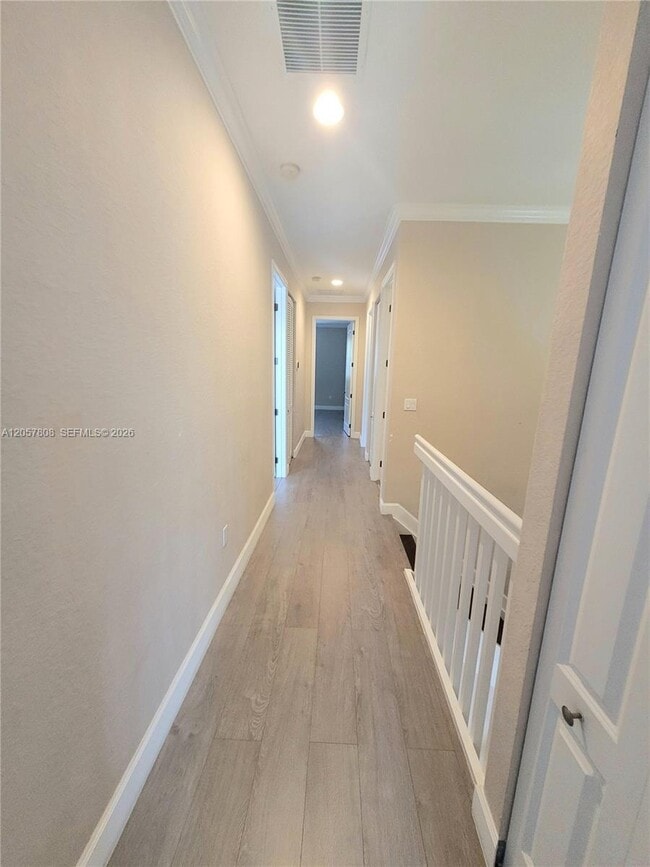 Building Photo - 8707 Buckskin Manor