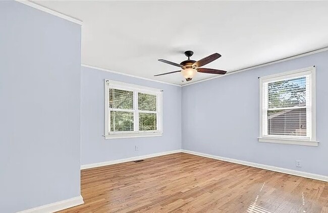 Building Photo - 2571 Temple Johnson Rd SW