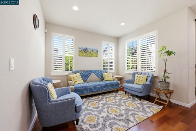 Building Photo - 165 Paddington Ct