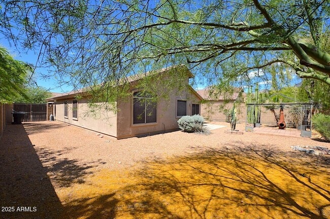 Building Photo - 10253 E Penstamin Dr