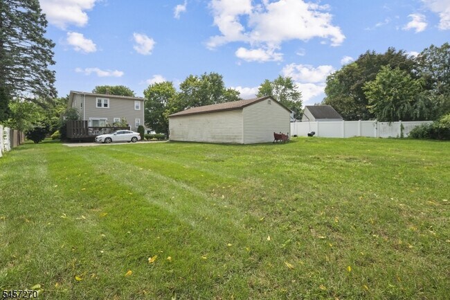 Building Photo - 124 Weinmanns Blvd