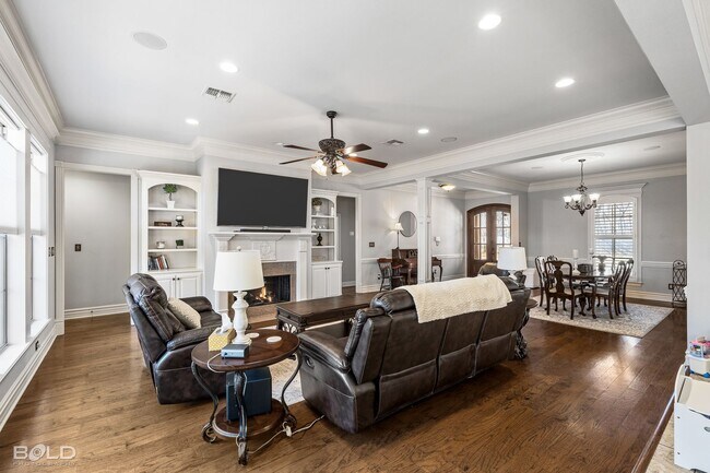 Building Photo - 135 Eagle Bend Way