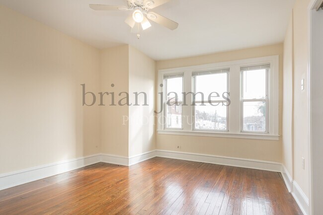 Building Photo - 537 E Penn St