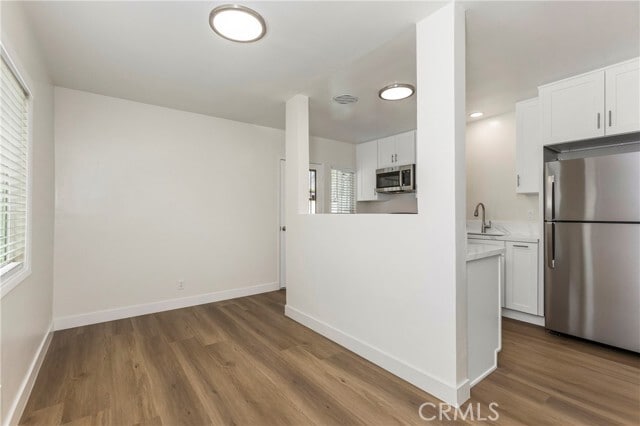 Building Photo - 10327 Flora Vista St