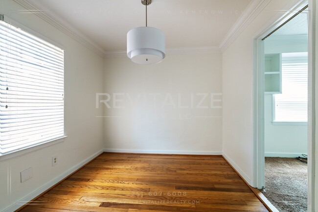 Building Photo - Beautiful 2 Bedroom/1 Bathroom in Springhi...