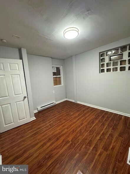 Building Photo - 2121 N 22nd St