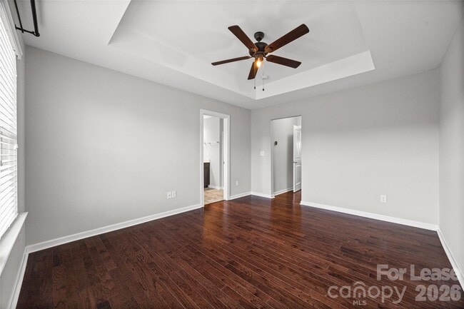 Building Photo - 827 Ayrshire Ave