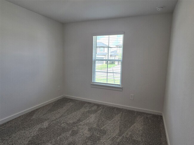 Building Photo - 7826 Calabria Dr