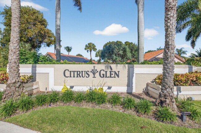 Building Photo - 190 Temple Ave