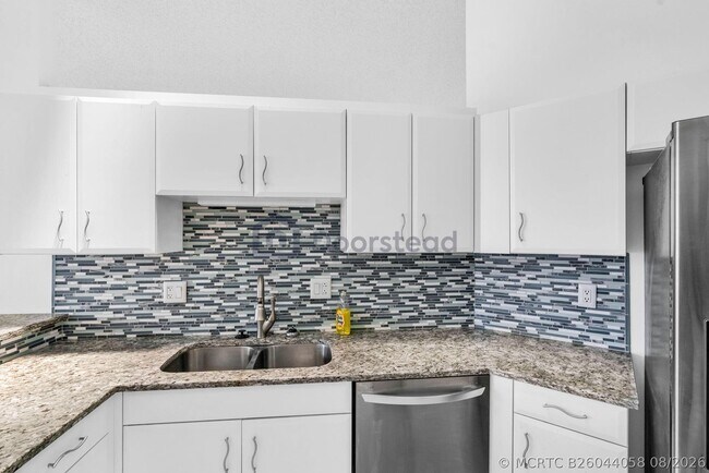 Building Photo - 12382 Pleasant Green Way