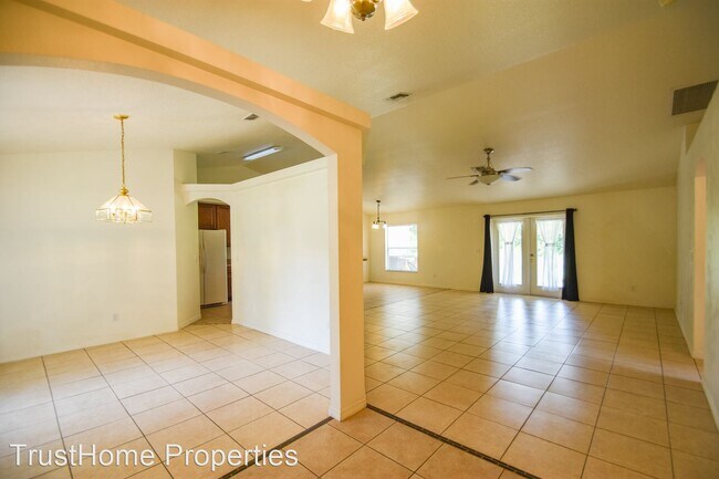 Building Photo - 3 br, 2 bath House - 10438 Vista Pine Loop