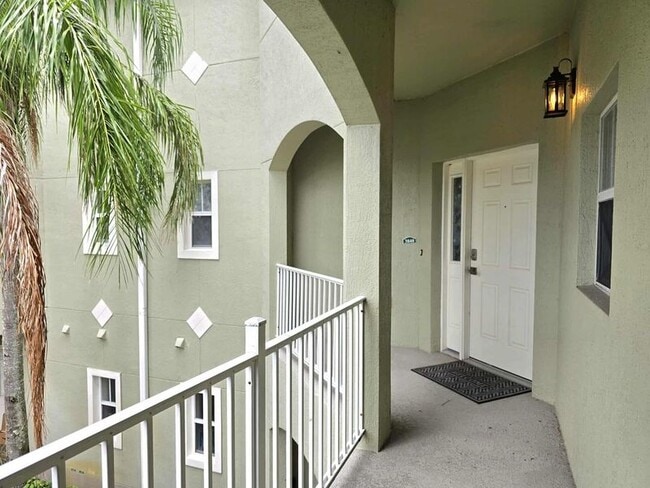 Building Photo - 3840 Serenade Ln