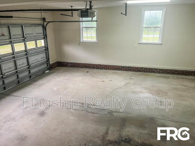 Building Photo - 215 Gurley Dairy Rd