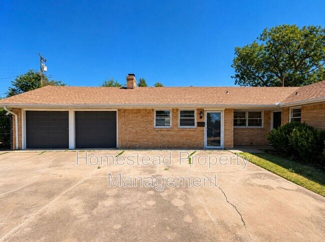 Building Photo - 9412 Britton Cir