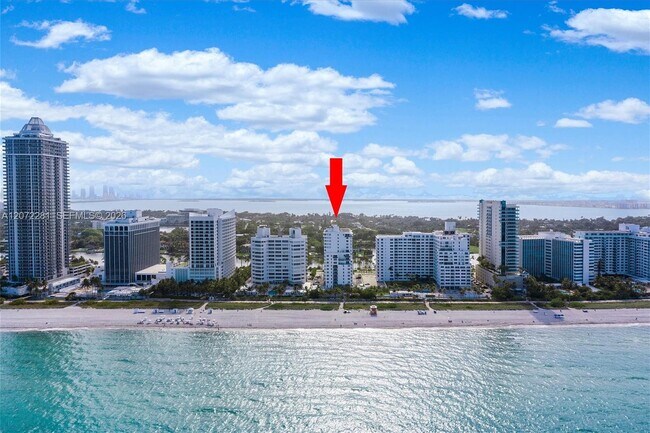 Building Photo - 5001 Collins Ave