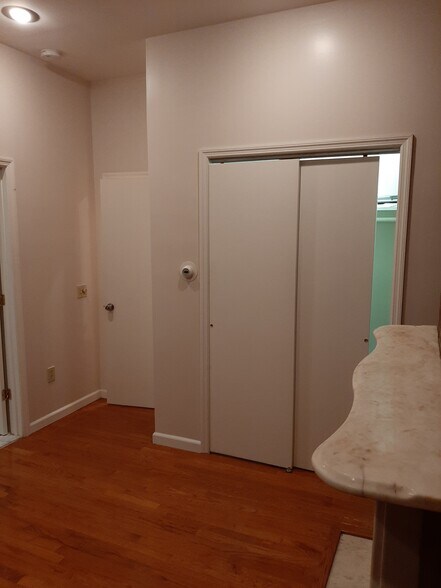 Building Photo - 800 Ocean Ave