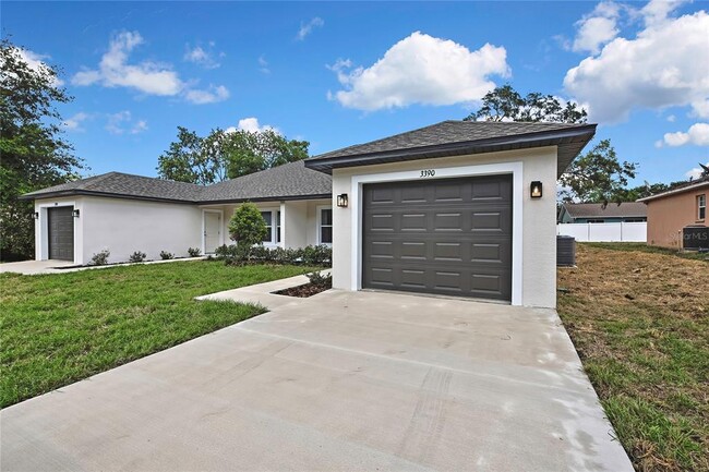 Building Photo - 3390 Dristol Ave