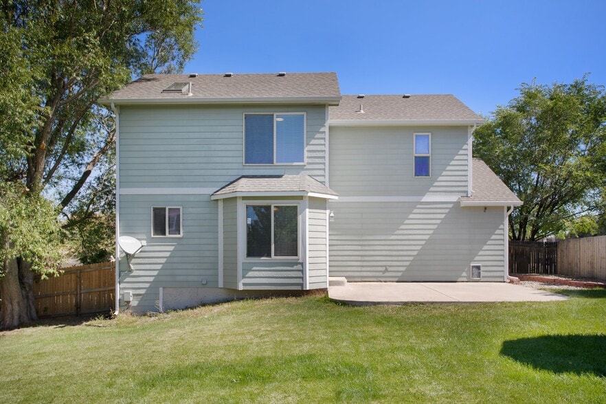 Building Photo - 6450 Stonehedge Dr