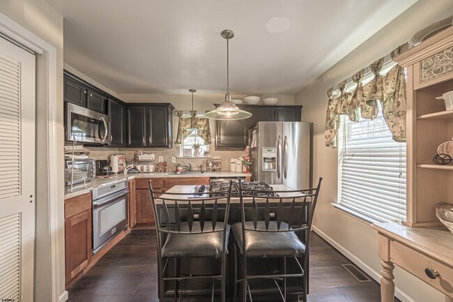 Building Photo - 303 Martin L King Ave