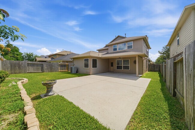 Building Photo - 2716 Sunshade Ct