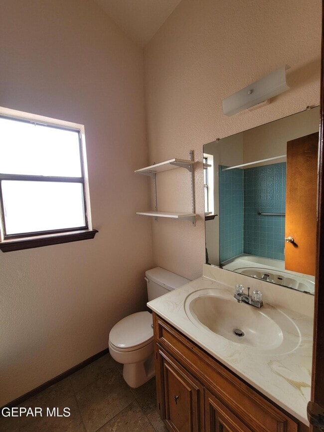 Building Photo - 11340 Lake Nasser Dr