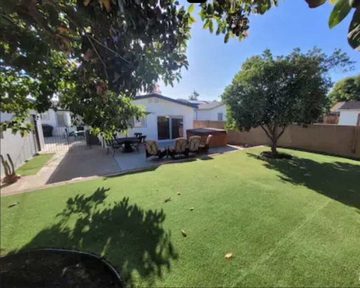 Backyard 3 - 335 S California St