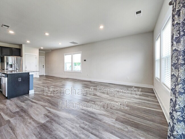 Building Photo - 130 Outback Dr
