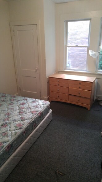 Bedroom 4 - 5607 Wilkins Ave