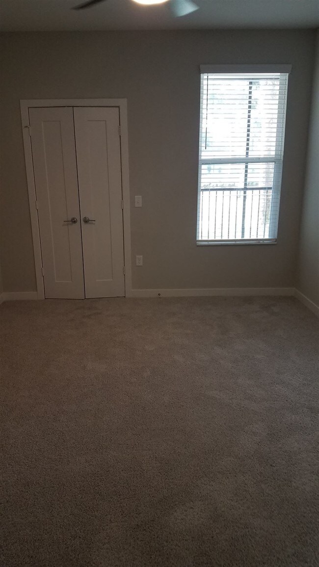 Building Photo - 1720 Fennell St