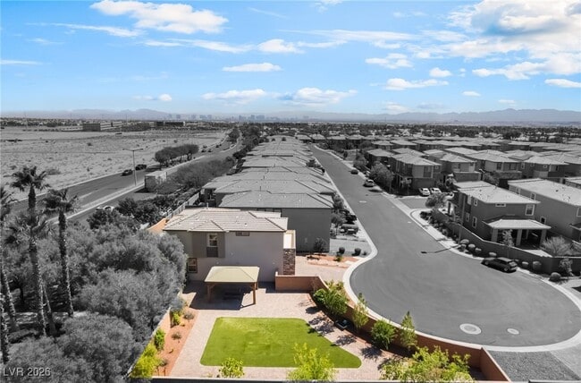 Building Photo - 10784 Glowing Dawn Ave