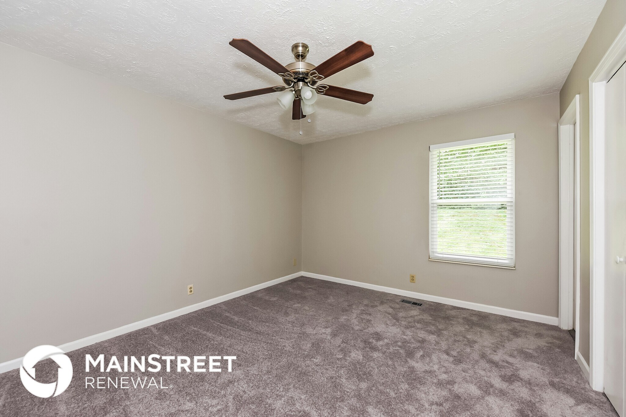 Building Photo - 1133 Jacksons View Rd