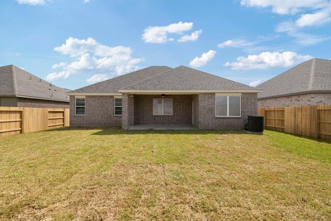 Building Photo - 3129 Banyan Dr