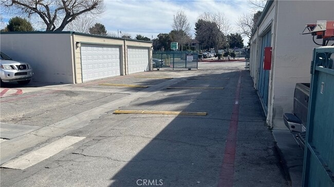 Building Photo - 44508 15th St E