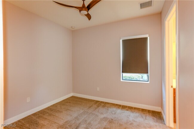 Building Photo - 11823 Timbermarsh Ct