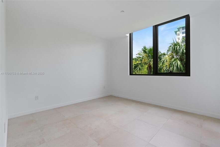 Building Photo - 1135 103rd St