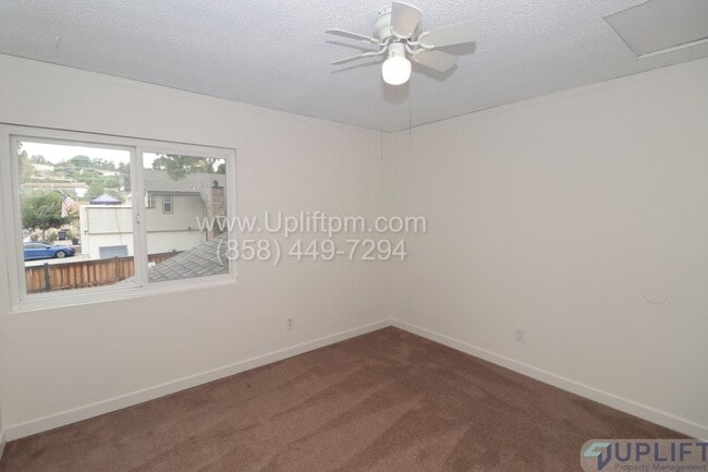 Building Photo - 4 Bed 3 Bath House in Spring Valley w/ Washer + Dryer and 2-Car Garage