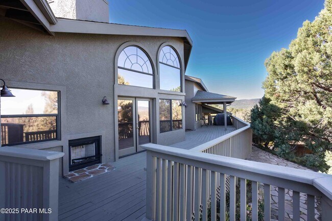 Building Photo - 1109 Northwood Loop