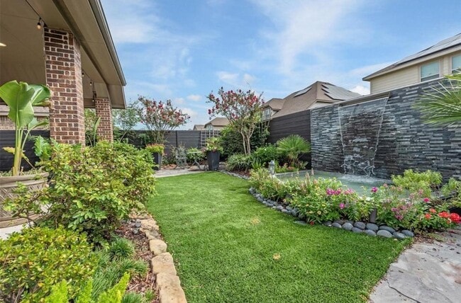 Building Photo - 2333 Mayfield Trail Ct