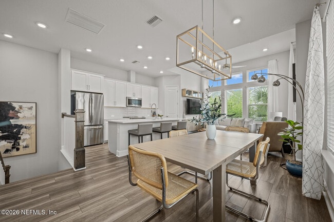 Building Photo - 7440 Loggerhead Ct