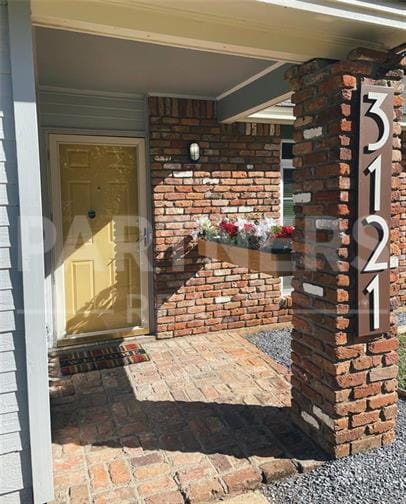 Building Photo - 3121 Milan Dr