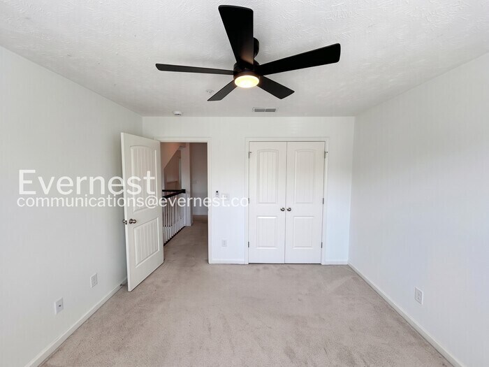 Building Photo - 4014 Rhythm Dr