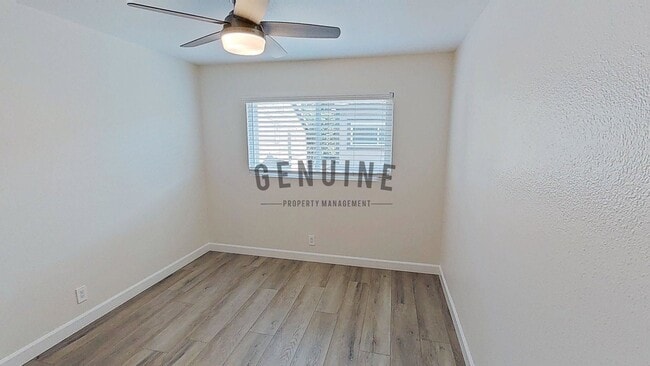 Building Photo - 3 Bedroom Beautifully Upgraded Home in Ana...