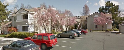 Building Photo - 556 G St